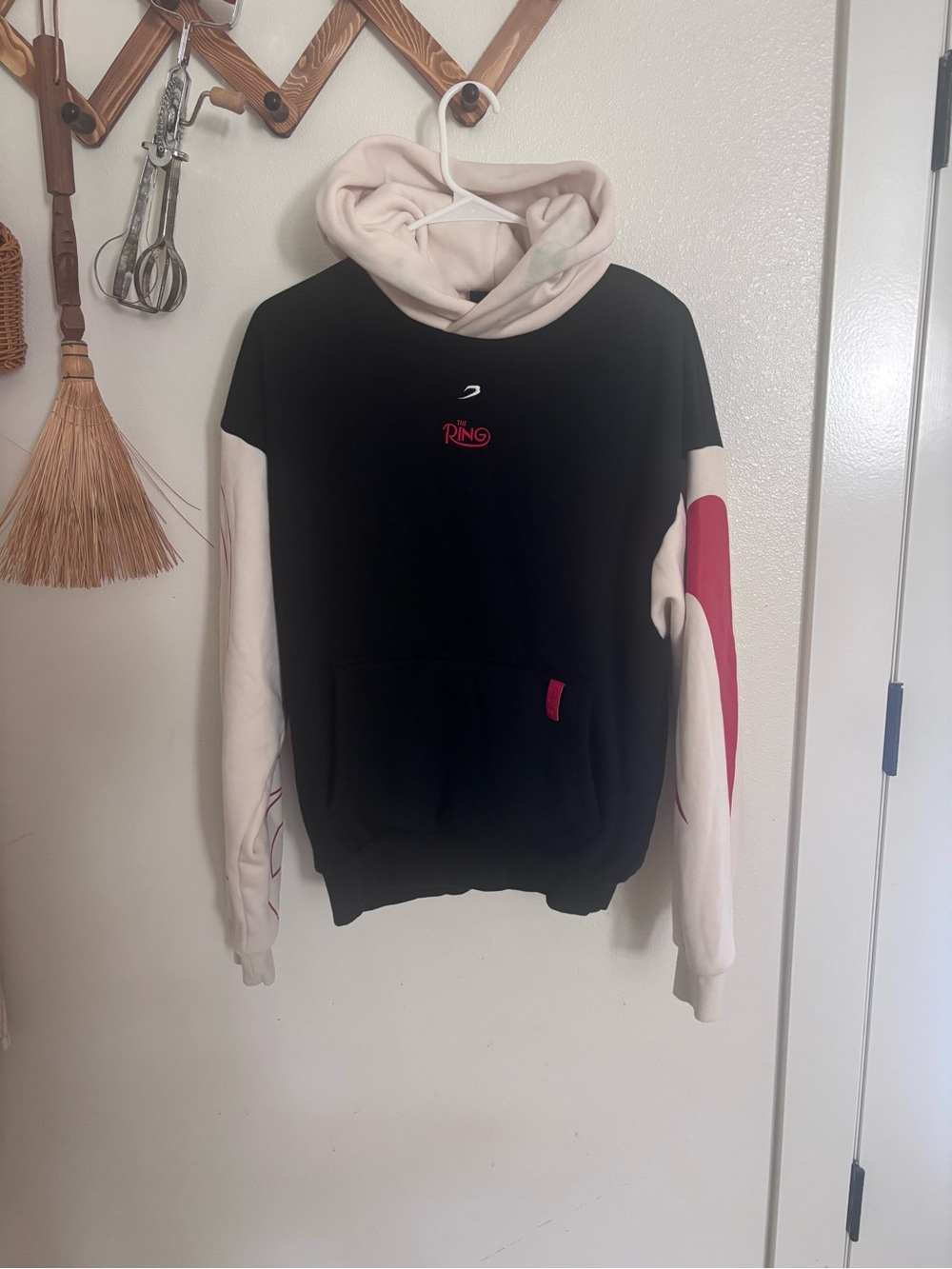Ring Men's Black Hoodie with Cream Sleeves and red Accents boxraw